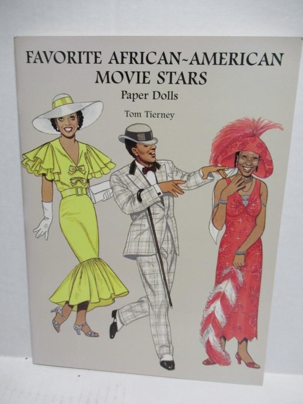 Favorite African American Movie Stars Fashion Paper Dolls UNCUT T121A